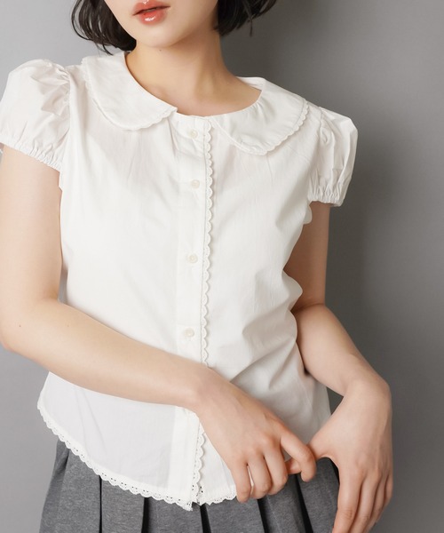 SPINNS(スピンズ)の「丸襟半袖ブラウス/パフスリーブ(シャツ/ブラウス・レディース・ホワイト・ONESIZE)」の1枚目の写真