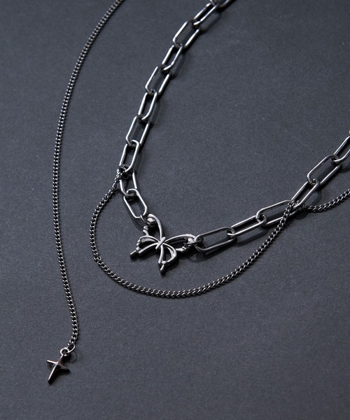 Ellno Loset（エルノロゼット）の「layered chain choker necklace/ レイヤードチェーンチョーカーネックレス（チョーカー・メンズ・シルバー・FREE）」の3枚目の写真