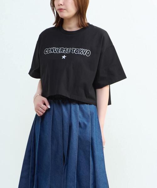 CONVERSE TOKYO（コンバーストウキョウ）の「BUBBLE LOGO CROPPED TEE（Tシャツ/カットソー・レディース・ブラック/ミント/ホワイト・FREE）」の13枚目の写真