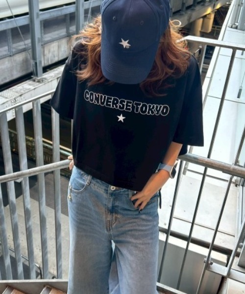 CONVERSE TOKYO（コンバーストウキョウ）の「BUBBLE LOGO CROPPED TEE（Tシャツ/カットソー・レディース・ブラック/ミント/ホワイト・FREE）」の2枚目の写真