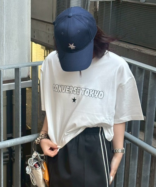 CONVERSE TOKYO（コンバーストウキョウ）の「BUBBLE LOGO CROPPED TEE（Tシャツ/カットソー・レディース・ブラック/ミント/ホワイト・FREE）」の21枚目の写真