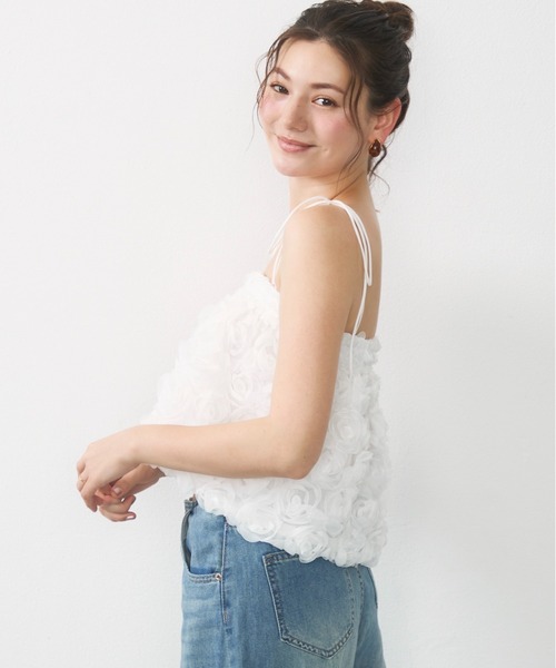 Lunea（ルネア）の「フラワーモチーフチュールキャミ / flower tulle short cami（キャミソール・レディース・ホワイト/アイボリー/ピンク・FREE）」の4枚目の写真