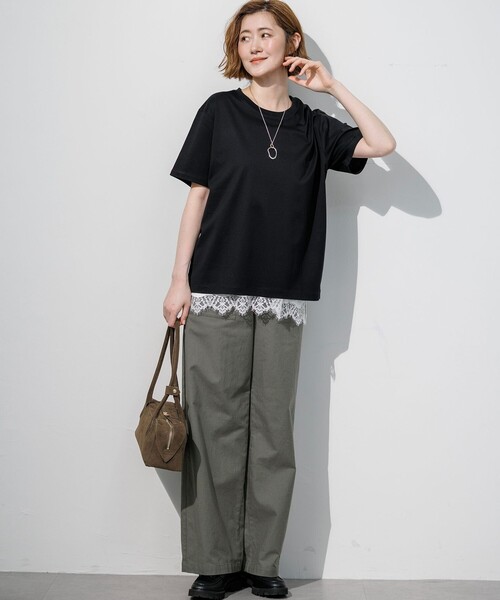 23区 L(ニジュウサンクオオキイサイズ)の「シルキータッチ ベーシック Tシャツ(Tシャツ/カットソー・レディース・グレー系/ホワイト系/ブラック系/ネイビー系/ダルブルー系/パイングリーン系/ピンク系/カーキ系/ベージュ系・44/46)」の14枚目の写真
