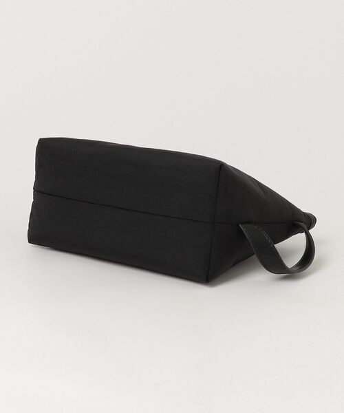 Guess(ゲス)の「BINX Dopp Kit ポーチ(ポーチ・メンズ・ブラック・ONE SIZE)」の3枚目の写真