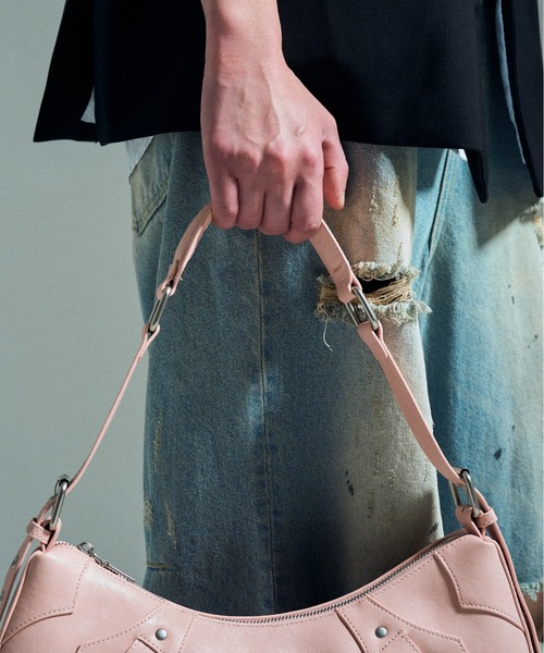 CAMPHOR WOOD(カンファーウッド)の「FAUX LEATHER BELT BUCKLE WESTERN BAG / フェイクレザーベルトバックルウエスタンバッグ(ショルダーバッグ・メンズ・ピンク/ブラック/エメラルド・フリー)」の21枚目の写真