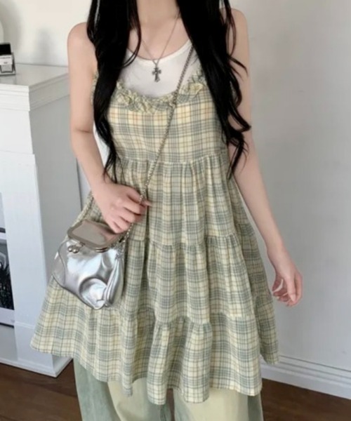 HAILY(ヘイリー)の「フリルネックチェック柄ティアードキャミワンピース/キャミトップス(キャミソール・レディース・ピンク/イエロー/ブルー・FREE)」の2枚目の写真