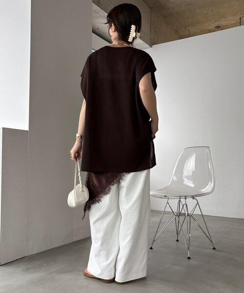 DouDou(ドゥドゥ)の「【WEB限定】ロゴチュニックニットトップス(ニット/セーター・レディース・ブラック/ベージュ/ブラウン・FREE)」の14枚目の写真