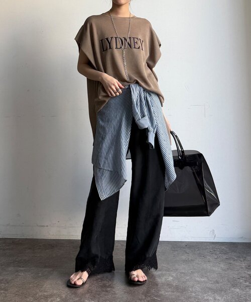 DouDou(ドゥドゥ)の「【WEB限定】ロゴチュニックニットトップス(ニット/セーター・レディース・ブラック/ベージュ/ブラウン・FREE)」の22枚目の写真