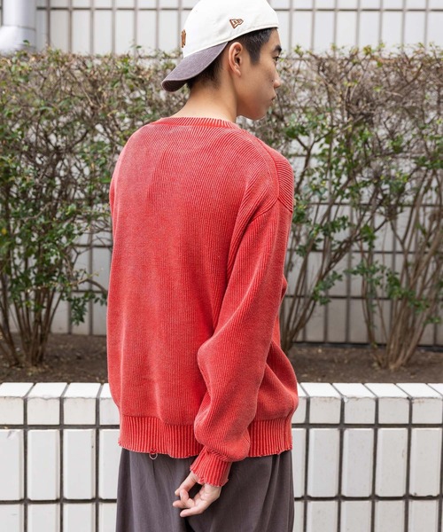 niko and...(ニコアンド)の「缶バッチ付きアゼVネックプルオーバー(ニット/セーター・メンズ・ブラック/アイボリー/レッド・LARGE/MEDIUM)」の8枚目の写真
