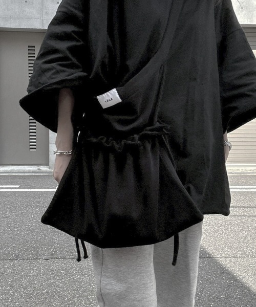 YACA(ヤーカ)の「Sweat Apron Shoulder Bag/スウェットエプロンショルダーバッグ【unisex item】(ショルダーバッグ・レディース・ブラック/グレー・FREE)」の8枚目の写真
