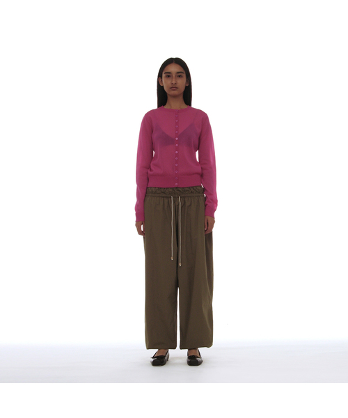 PARTIMENTO WOMEN(パルティメントウィメン)の「PWC コットンダブルウエストハレムパンツ_10カラー(その他パンツ・レディース・グレイッシュブルー/レモンイエロー/ブルーパープル/プラム/ホワイト/パープル/ピンク/ブラウン/カーキ/クリーム・SMALL/MEDIUM/LARGE)」の4枚目の写真