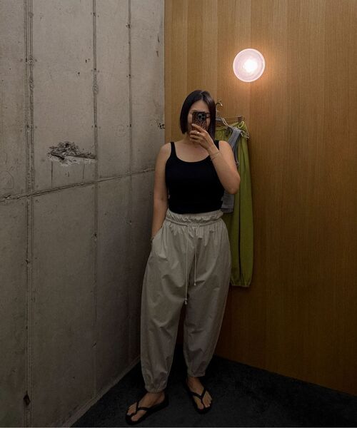 PARTIMENTO WOMEN(パルティメントウィメン)の「PWC コットンダブルウエストハレムパンツ_10カラー(その他パンツ・レディース・グレイッシュブルー/レモンイエロー/ブルーパープル/プラム/ホワイト/パープル/ピンク/ブラウン/カーキ/クリーム・SMALL/MEDIUM/LARGE)」の18枚目の写真