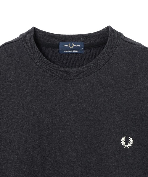 FRED PERRY(フレッドペリー)の「【別注】FRED PERRY / エンブロイダリー クルーネック スウェット(スウェット・メンズ・ブラック/ブラウン・X-LARGE/SMALL)」の4枚目の写真