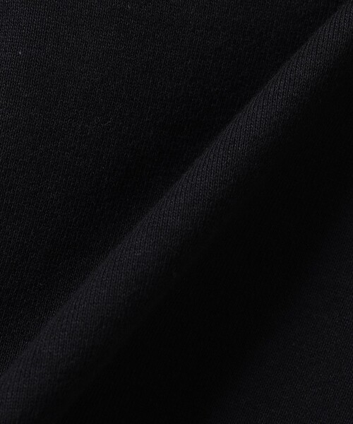 FRED PERRY(フレッドペリー)の「【別注】FRED PERRY / エンブロイダリー クルーネック スウェット(スウェット・メンズ・ブラック/ブラウン・X-LARGE/SMALL)」の12枚目の写真