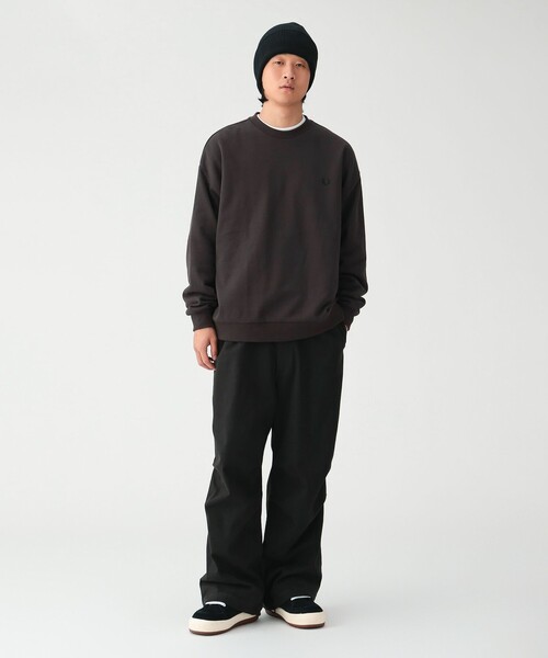 FRED PERRY(フレッドペリー)の「【別注】FRED PERRY / エンブロイダリー クルーネック スウェット(スウェット・メンズ・ブラック/ブラウン・X-LARGE/SMALL)」の17枚目の写真