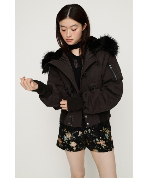 SLY(スライ)の「【WEB限定カラーあり】COMPACT N2-B FLIGHT JK コンパクトエヌツービーフライトジャケット 秋服 冬服(ブルゾン・レディース・カーキ/キャメル/ライトベージュ/ライトブラック・FREE)」の7枚目の写真