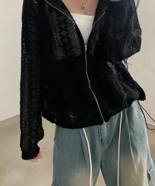 FLINEA(フリネア)の「フード付きパンチングレースジャケット(カーディガン/ボレロ・レディース・ブラック/ベージュ・FREE)」の4枚目の写真
