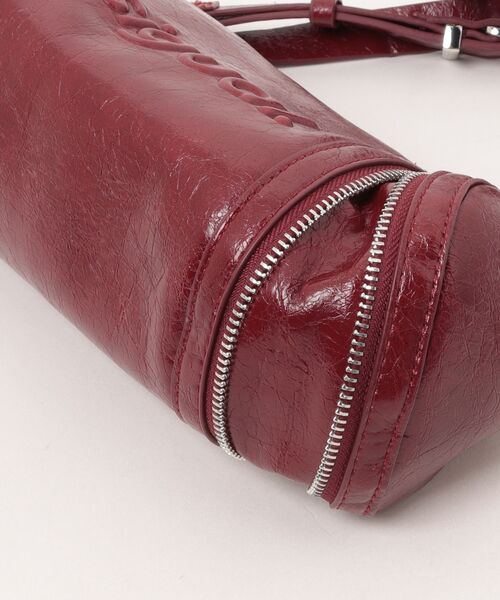 Desigual（デシグアル）の「Glossy zip baguette shoulder bag / グロッシィジップバゲットショルダーバッグ（ショルダーバッグ・レディース・レッド・FREE）」の8枚目の写真