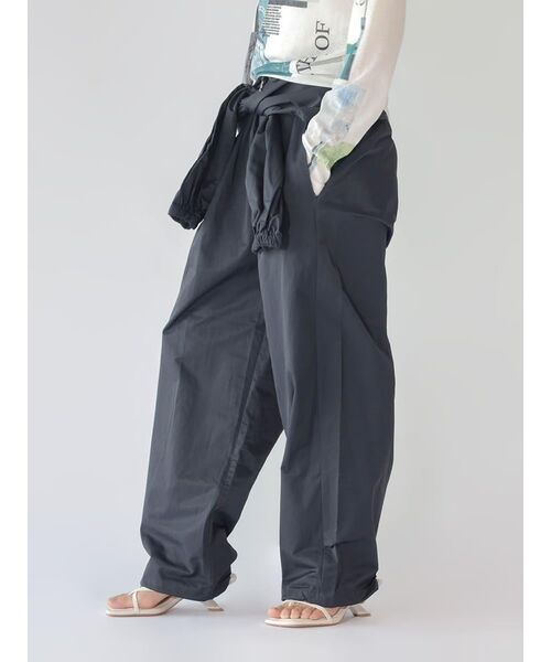 :ETHROF(イーサオブ)の「2WAY WAIST-WRAP WIDE PANTS(その他パンツ・レディース・ネイビー/ブラック/ブラウン・MEDIUM)」の21枚目の写真