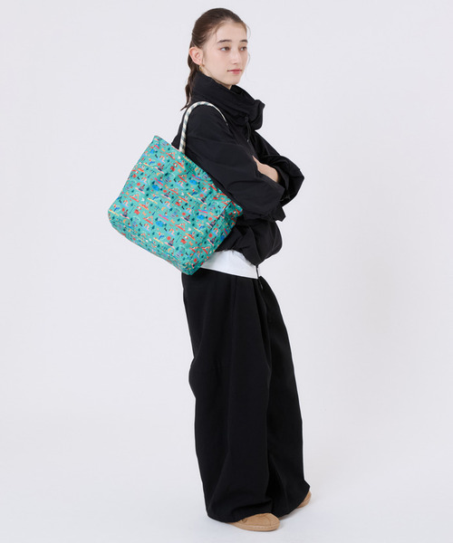 LeSportsac（レスポートサック）の「ML 2 WAY TOTE 2ウェイデイライトヨガ（トートバッグ・レディース・ホワイト・FREE）」の4枚目の写真