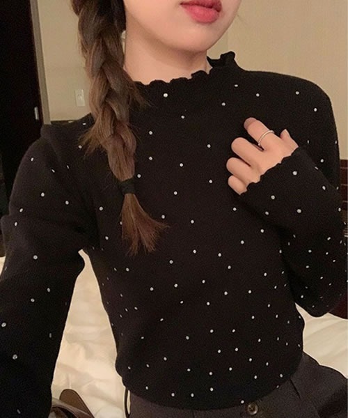Pittok（ピットク）の「ドット柄 メロウフリル 長袖プチハイネックニット（Tシャツ/カットソー・レディース・ブラック/ホワイト・MEDIUM）」の3枚目の写真