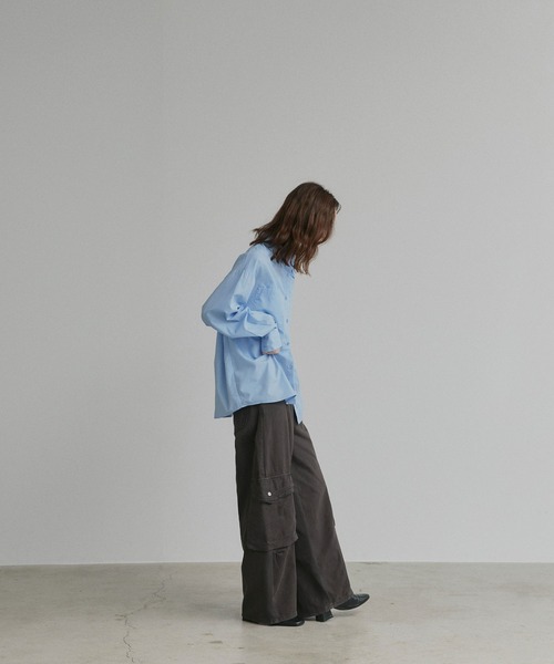 ad thie（アドティエ）の「スタッズデザイン カーゴパンツ（カーゴパンツ・レディース・ベージュ/グレー・MEDIUM/LARGE）」の4枚目の写真