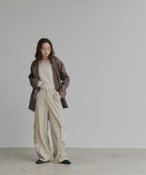 ad thie（アドティエ）の「スタッズデザイン カーゴパンツ（カーゴパンツ・レディース・ベージュ/グレー・MEDIUM/LARGE）」の13枚目の写真