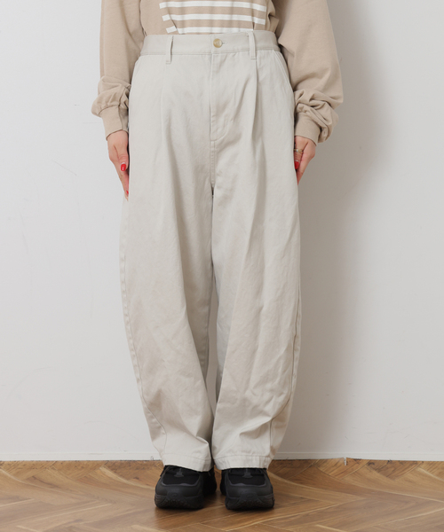 JOURNAL STANDARD LUXE(ジャーナルスタンダード ラックス)の「ヴィンテージツイル タックパンツ(その他パンツ・レディース・ホワイト系その他/ピンク系その他・MEDIUM/SMALL)」の11枚目の写真