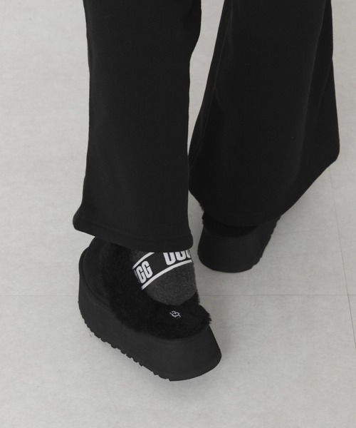 UGG(アグ)の「UGG FUNKETTE(その他シューズ・レディース・キャメル/ブラック/ベージュ・7/8/6)」の6枚目の写真