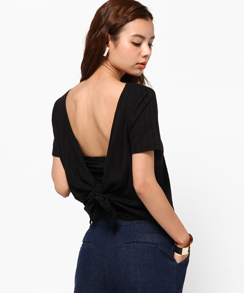 MOUSSY(マウジー)の「BACK RIBBON TOPS J(Tシャツ/カットソー・レディース・ブラック/ホワイト/レッド・FREE)」の7枚目の写真
