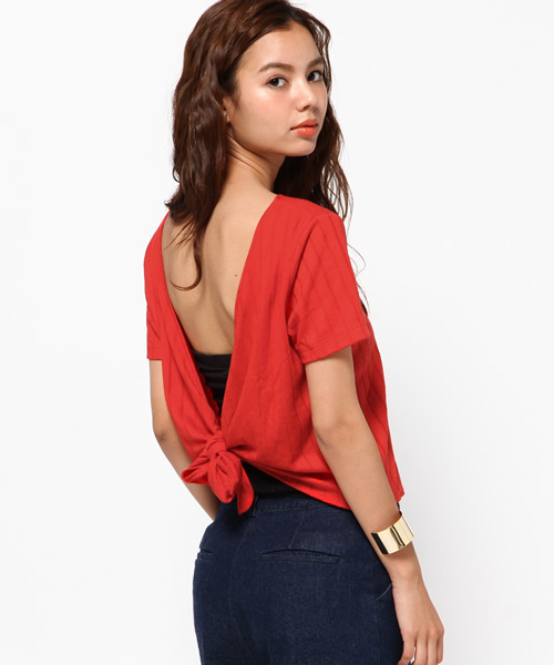 MOUSSY(マウジー)の「BACK RIBBON TOPS J(Tシャツ/カットソー・レディース・ブラック/ホワイト/レッド・FREE)」の8枚目の写真