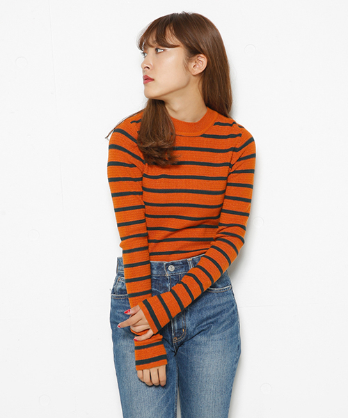 SLY（スライ）の「ストレッチサーマル HG ロンT（ニット/セーター・レディース・ブラック/オフホワイト/ホワイト系その他2/オレンジ系その他/グリーン系その他・1/2）」の5枚目の写真