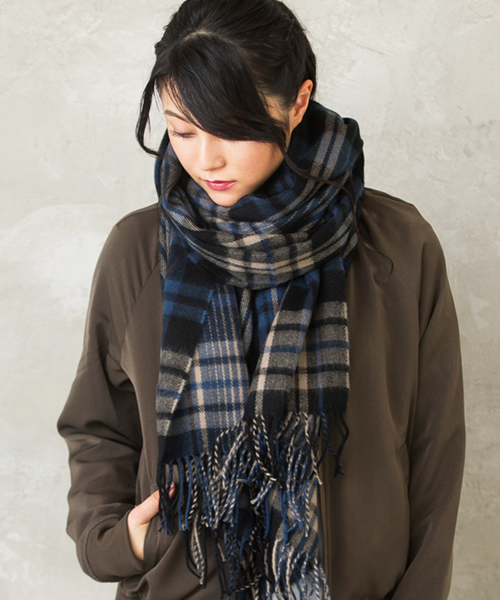 QUEENHEAD(クイーンヘッド)の「大判あったかストール(ストール/ショール・レディース・A/B/C/D/E/F/G/H/I/J/K/L/M/N/O/P/Q/R/S/T/U/V/W/X・FREE)」の7枚目の写真