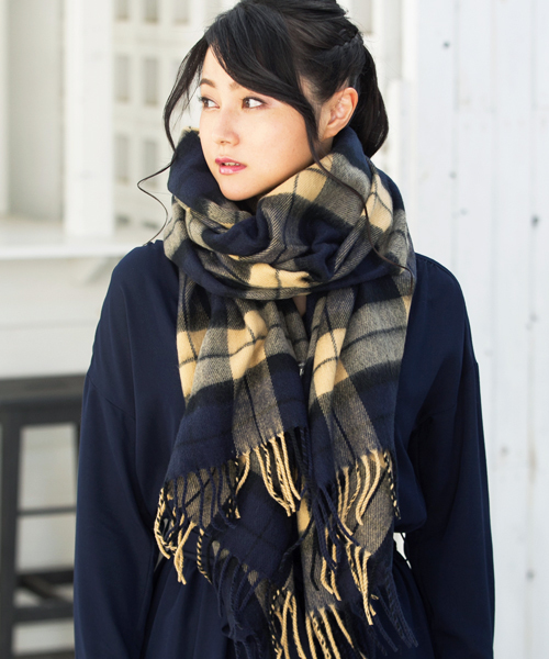 QUEENHEAD(クイーンヘッド)の「大判あったかストール(ストール/ショール・レディース・A/B/C/D/E/F/G/H/I/J/K/L/M/N/O/P/Q/R/S/T/U/V/W/X・FREE)」の14枚目の写真