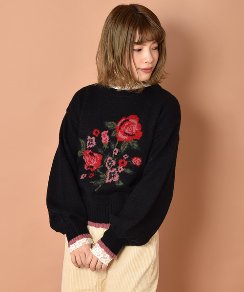 w closet（ダブルクローゼット）の「花柄ジャガード編みニット（ニット