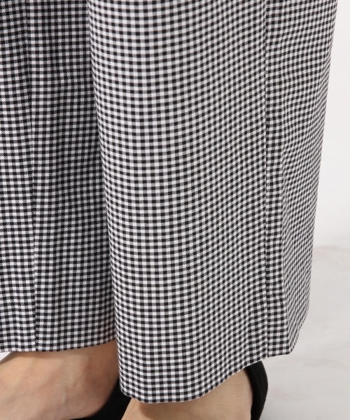 LOWRYS FARM（ローリーズファーム）の「Ｃ／ＰＵチェックワイドパンツ　784693 （その他パンツ・レディース・グレー/レッド/ブルー/ブラック系その他・SMALL/X-LARGE/LARGE/MEDIUM）」の14枚目の写真