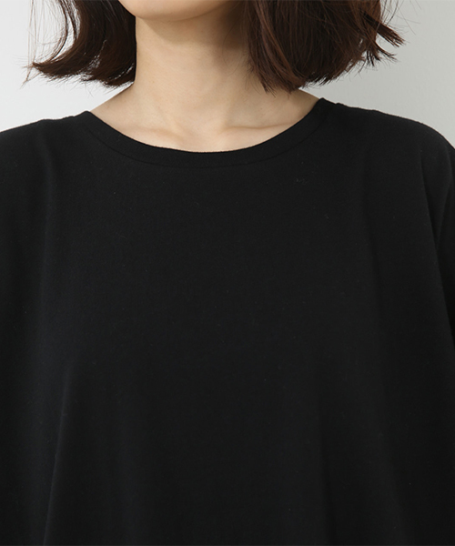 AZUL by moussy（アズールバイマウジー）の「ボリュームカットワンピース（ワンピース・レディース・ブラック/ライトカーキ/ホワイト・MEDIUM/SMALL）」の10枚目の写真