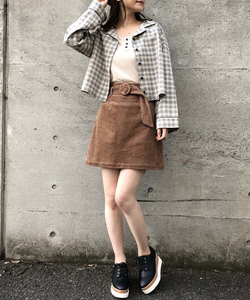 one after another NICE CLAUP（ワンアフターアナザーナイスクラップ）の「開襟チェックシャツ（シャツ/ブラウス・レディース・ブラック/ブラウン/アイボリー・FREE）」の9枚目の写真