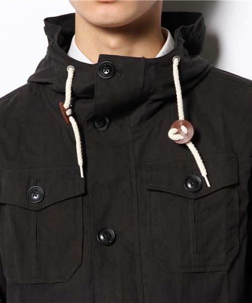 WEGO（ウィゴー）の「WEGO/バイカラーマウンテンパーカー（マウンテンパーカー・メンズ・ブラック/ベージュ/グリーン・MEDIUM/LARGE）」の5枚目の写真