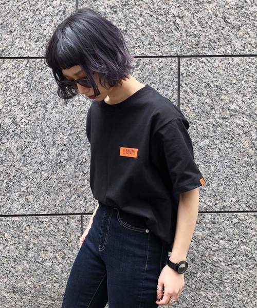 PAGEBOY（ページボーイ）の「【UNIVERSAL OVERALL】ロゴプリントTシャツ（Tシャツ/カットソー・レディース・ホワイト/キャメル/ブラック・FREE）」の19枚目の写真