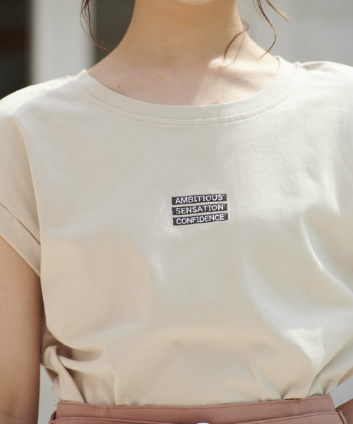 OLIVE des OLIVE（オリーブデオリーブ）の「3段ボックスロゴT（Tシャツ/カットソー・レディース・ブラック/ベージュ/オフホワイト・FREE）」の15枚目の写真