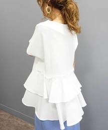 2段バックフリルカットソー