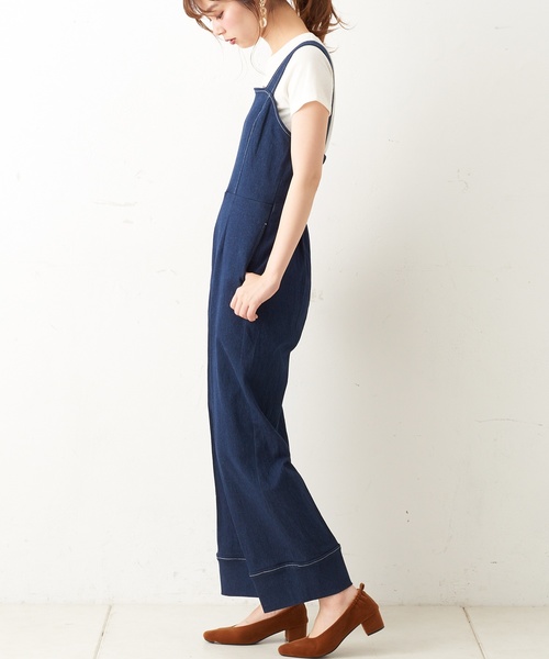 natural couture(ナチュラルクチュール)の「大人シンプルサロペ(サロペット/オーバーオール・レディース・ブラック/オフホワイト/インディゴブルー・FREE)」の8枚目の写真