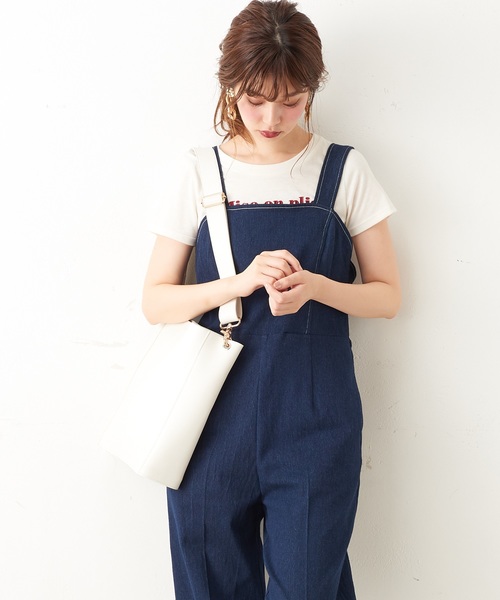 natural couture(ナチュラルクチュール)の「大人シンプルサロペ(サロペット/オーバーオール・レディース・ブラック/オフホワイト/インディゴブルー・FREE)」の12枚目の写真