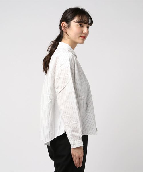 quadro（クオドロ）の「オーガニックコットンストライプワイドシャツ（シャツ/ブラウス・レディース・ホワイト/オフホワイト・FREE）」の4枚目の写真