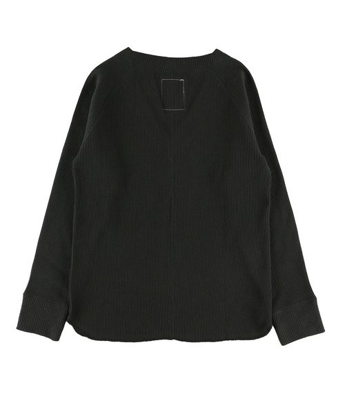 ALEXIA STAM(アリシアスタン)の「Waffle V-Neck Basic Top/ワッフルVネックベーシックトップ(Tシャツ/カットソー・レディース・ホワイト/ブラック/ベージュ/モカ・FREE)」の20枚目の写真