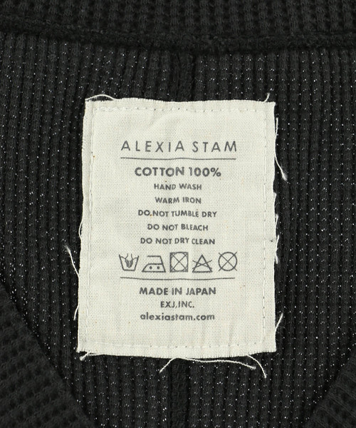 ALEXIA STAM(アリシアスタン)の「Waffle V-Neck Basic Top/ワッフルVネックベーシックトップ(Tシャツ/カットソー・レディース・ホワイト/ブラック/ベージュ/モカ・FREE)」の22枚目の写真