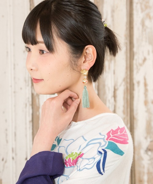 カヤ（カヤ）の「【カヤ】桔梗和玉タッセルピアス（ピアス（両耳用）・レディース・オレンジ/グリーン/ワインレッド/イエロー/ピンク/ネイビー・FREE）」の13枚目の写真