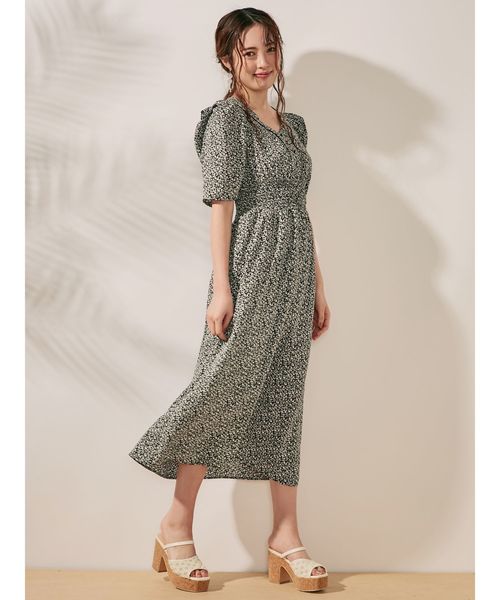 dazzlin（ダズリン）の「パワショルスモールフラワーワンピース（ワンピース・レディース・ブラック/レッド・SMALL/MEDIUM）」の2枚目の写真