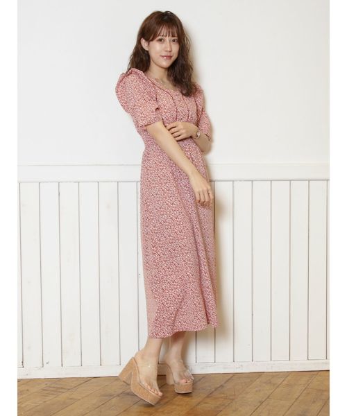 dazzlin（ダズリン）の「パワショルスモールフラワーワンピース（ワンピース・レディース・ブラック/レッド・SMALL/MEDIUM）」の4枚目の写真